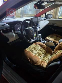 تۆیۆتا کۆرۆلا